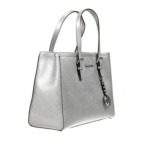 bolsa michael kors plateada|bolso Michael Kors mujer.